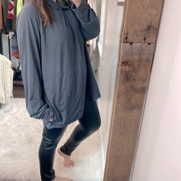 Xersion grey hooded quick Dri athletic long sleeve top size XXlarge - Picture 2 of 5